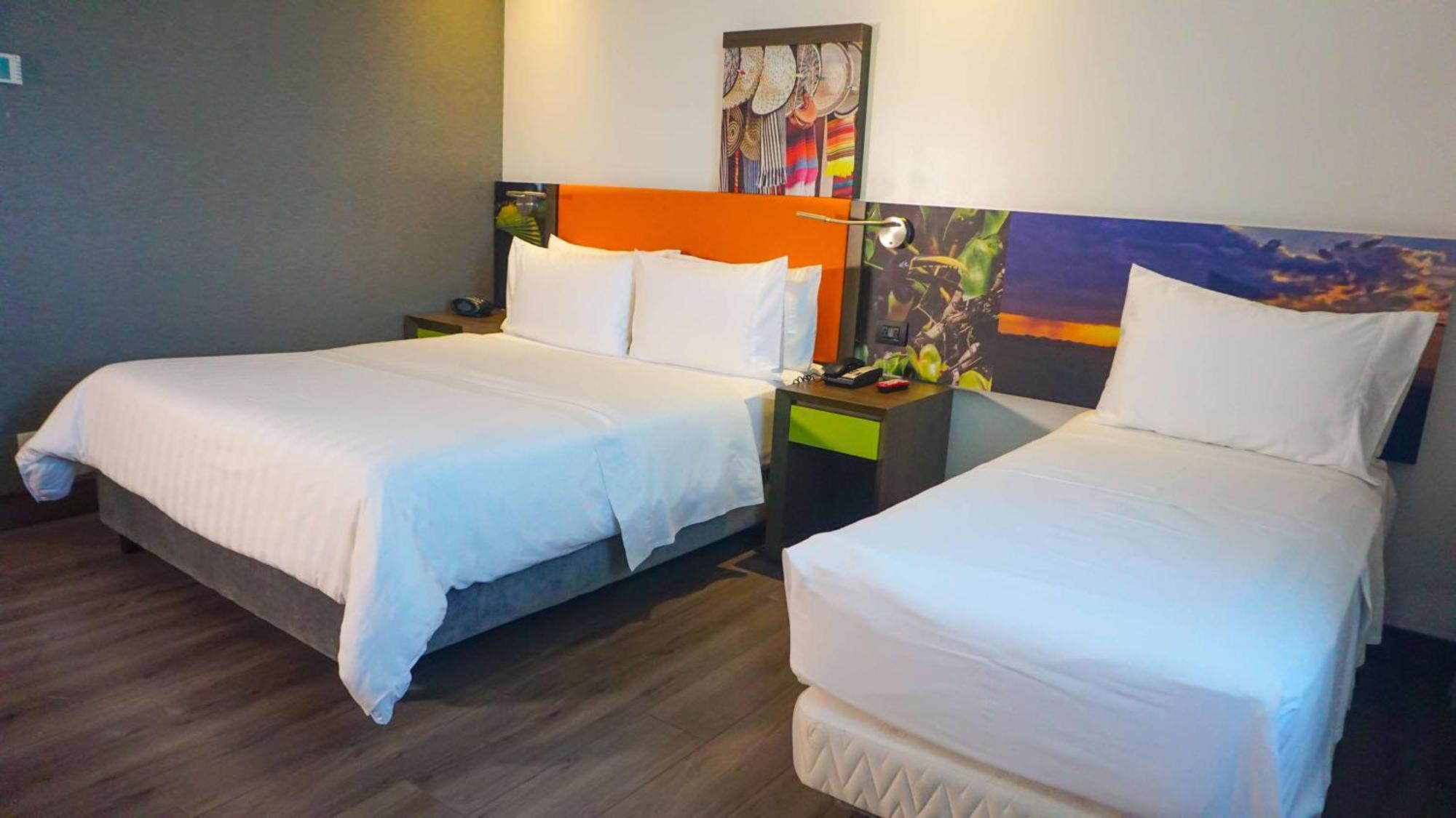 Hampton By Hilton Yopal Hotel Eksteriør billede