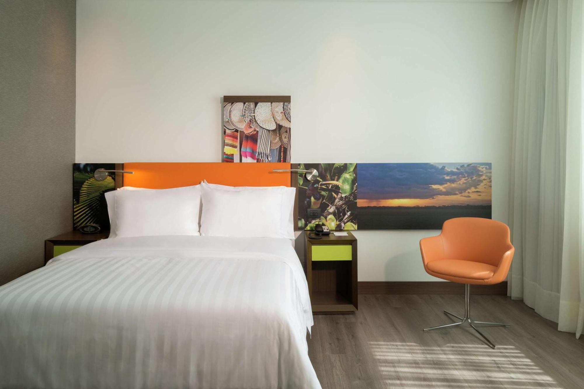 Hampton By Hilton Yopal Hotel Eksteriør billede