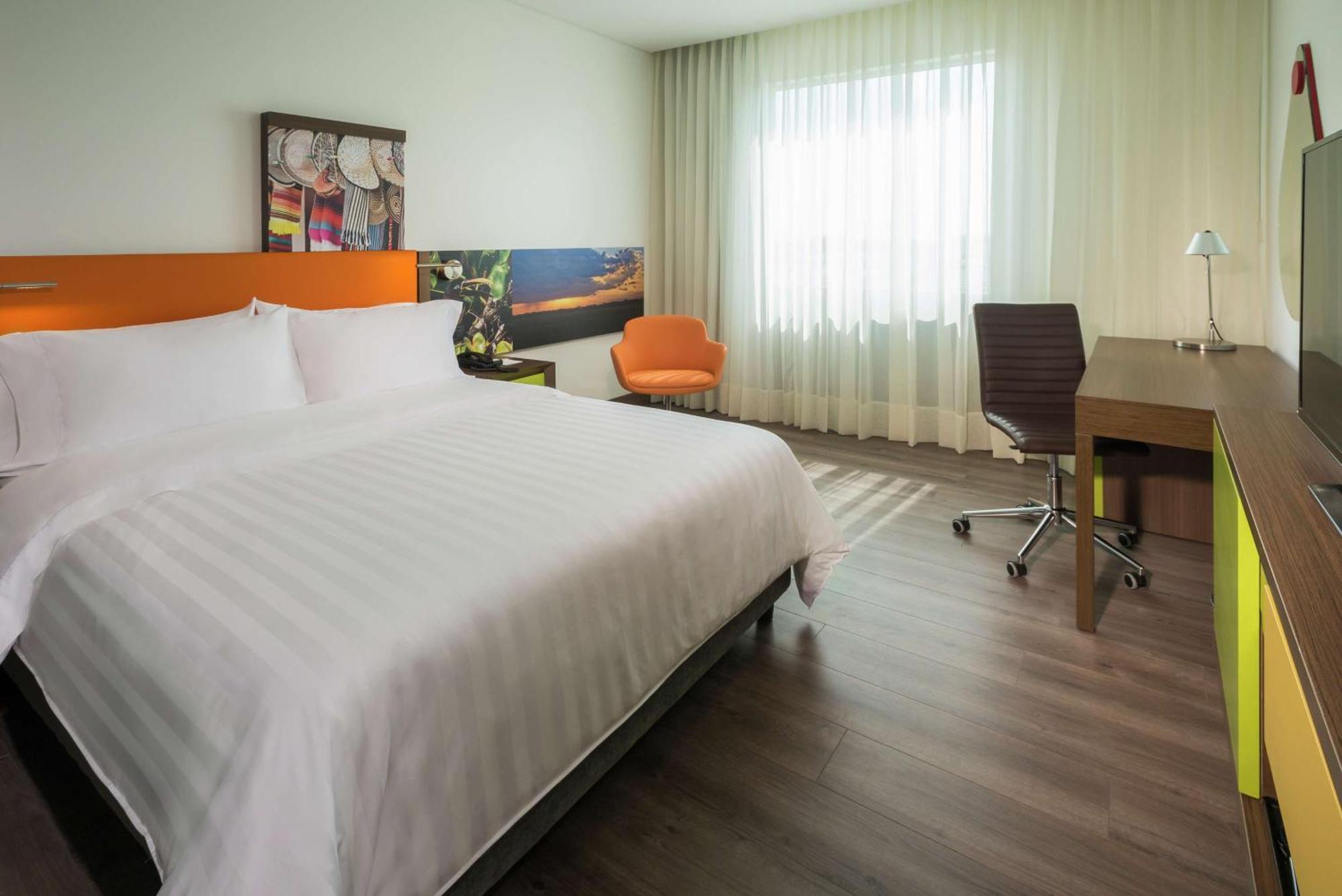 Hampton By Hilton Yopal Hotel Eksteriør billede