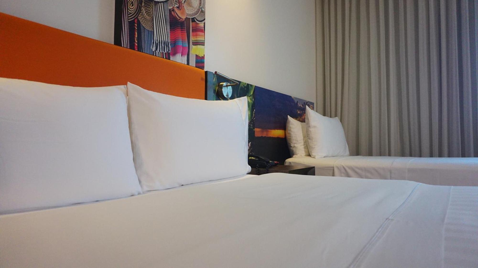 Hampton By Hilton Yopal Hotel Eksteriør billede